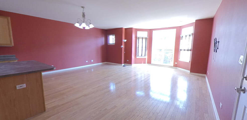 Living Rood - 1422 S Halsted St