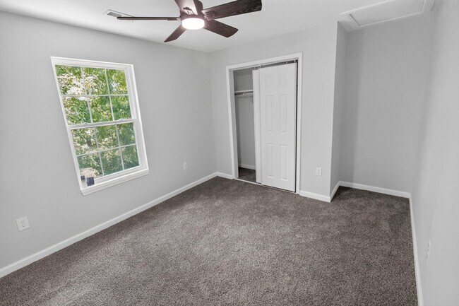 Building Photo - 5316 Godas Cir