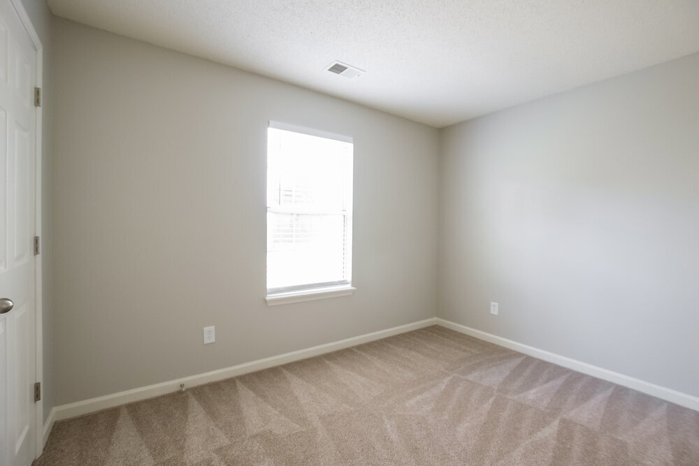 Building Photo - 2158 Denson Ln S W