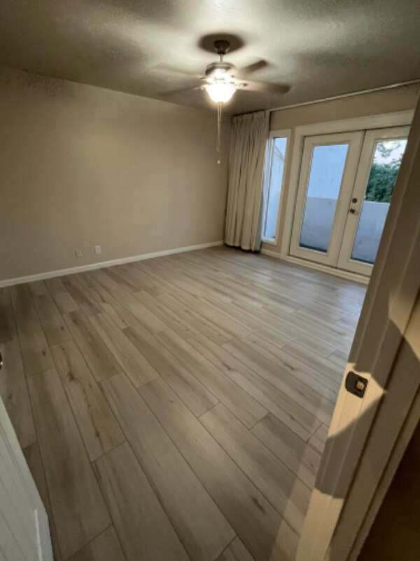 Building Photo - 7023 E 4th St