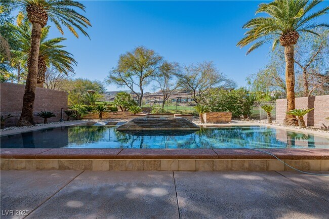 Building Photo - 1423 Foothills Village Dr