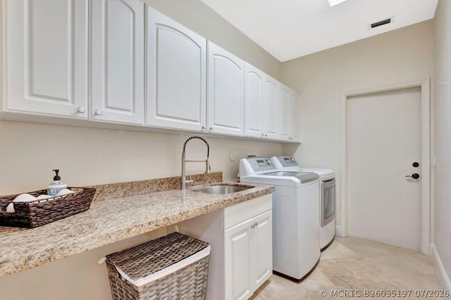Building Photo - 2491 Eagle Run Dr