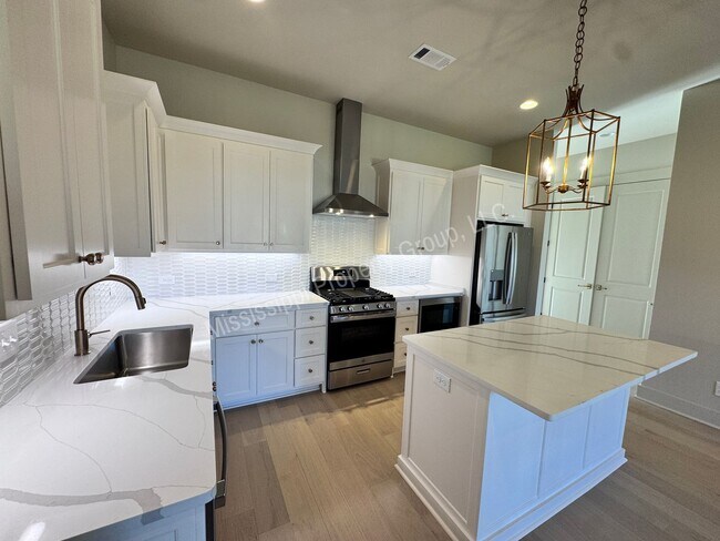 Building Photo - The Southern - 3BR/3BA For Rent