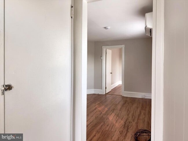 Building Photo - 14 Third Unit 3