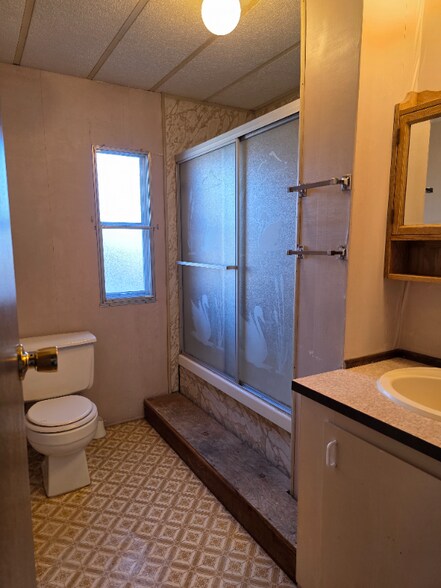 Building Photo - 2970 Hall Ave