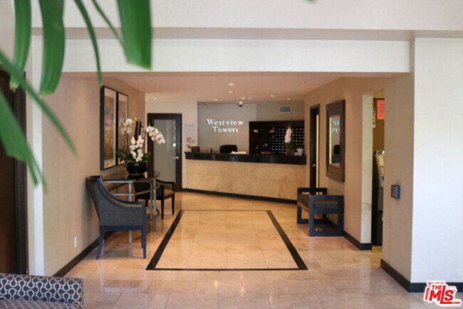 Building Photo - 1155 N La Cienega Blvd