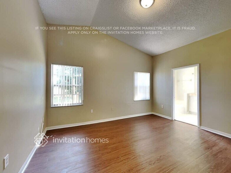 Building Photo - 3400 NW 78th Ave