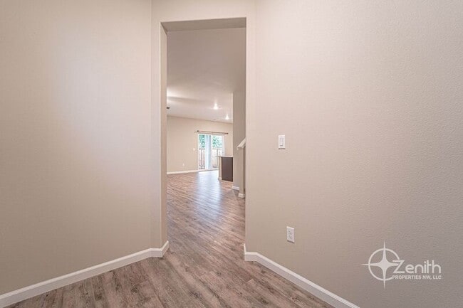 Building Photo - 15312 NE 72nd Way