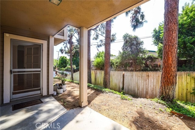Building Photo - 2210 Canyon Dr