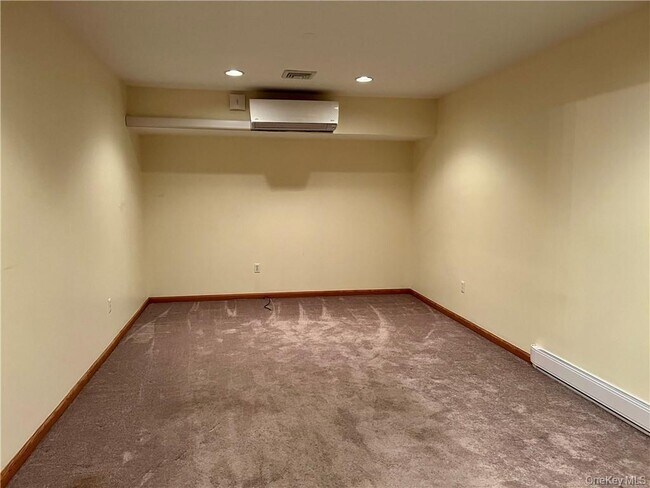 Building Photo - 26 Wallkill Ave