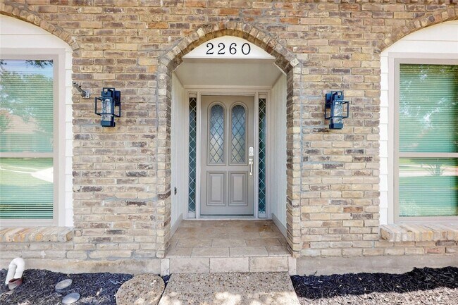 Building Photo - 2260 Valley Mill