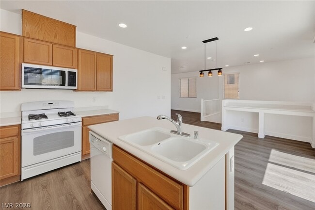 Building Photo - 3672 Via Vicchio