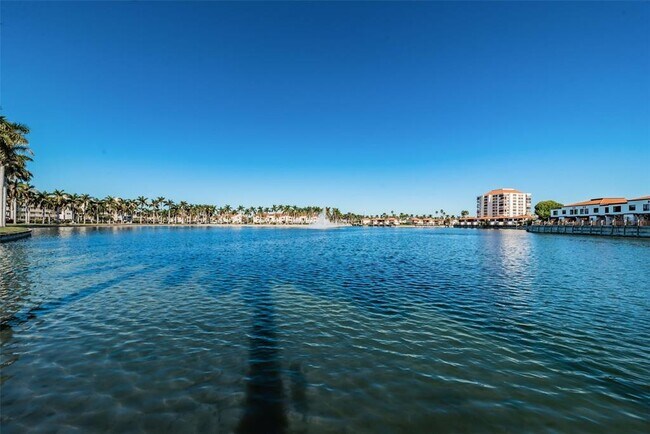 Building Photo - 6105 Bahia Del Mar Cir