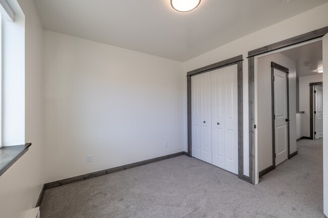 Building Photo - 3396 Crosswind Ct
