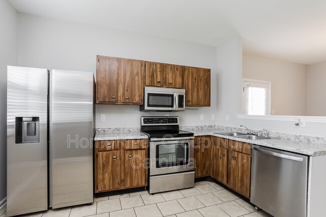 Building Photo - 3842 Pin Oak Rd