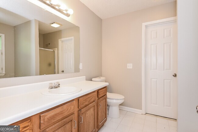 Building Photo - 19 Widgeon Way SW