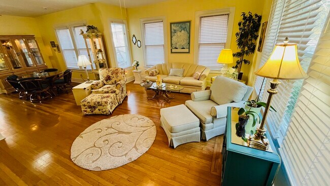 Building Photo - 4623 Avenue N 1/2 Rear