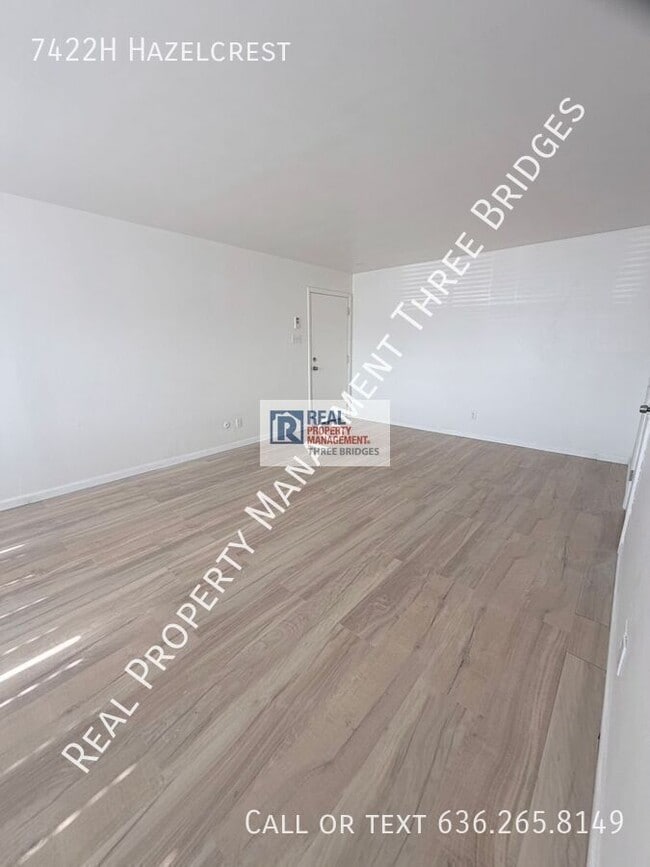 Building Photo - 7422H Hazelcrest-