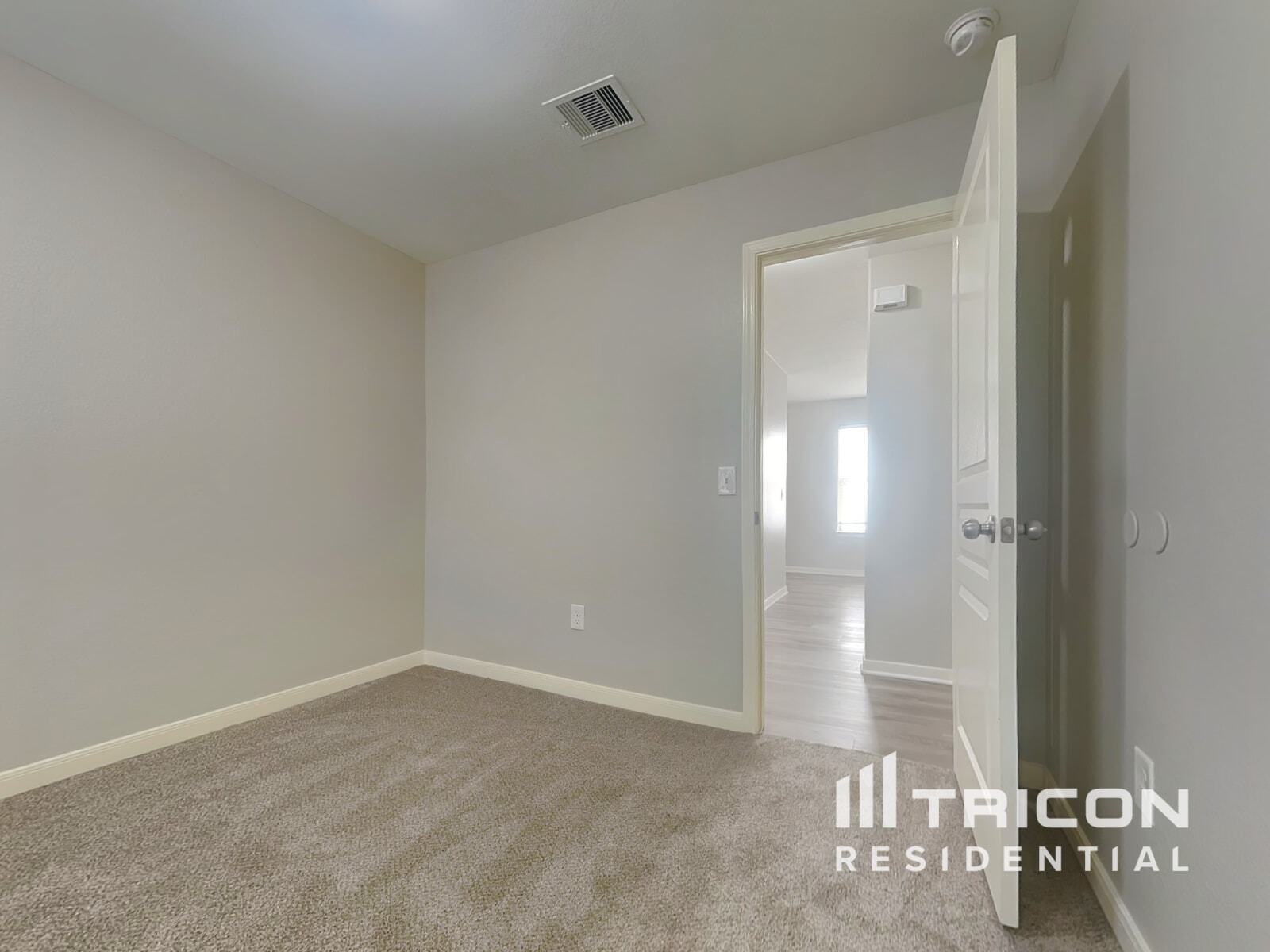 Building Photo - 9910 Waldens Pond Court