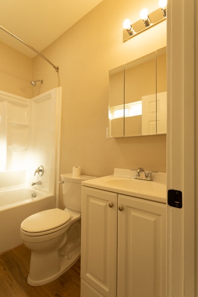 Building Photo - 9266 Ramona Ave