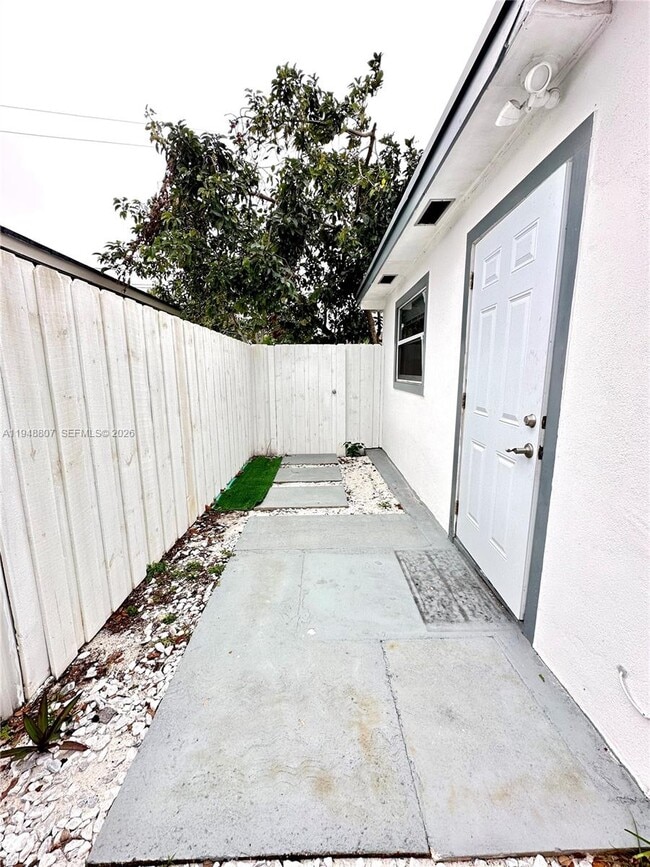 Building Photo - 2710 N 72nd Ave