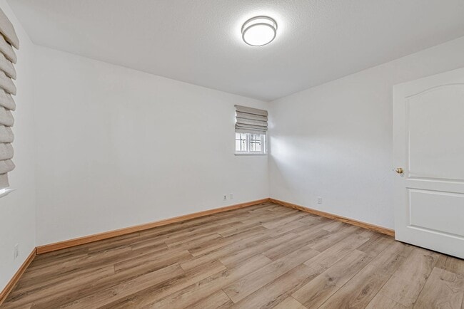 Building Photo - 14352 New Jersey Ave