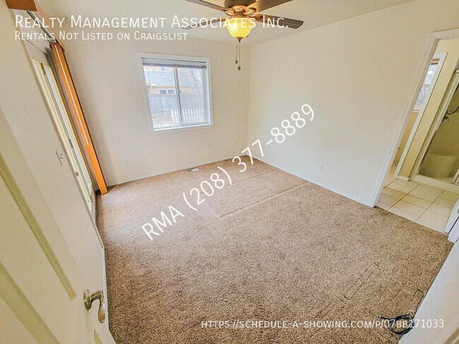 Building Photo - 7421 Edgebrook-Dr