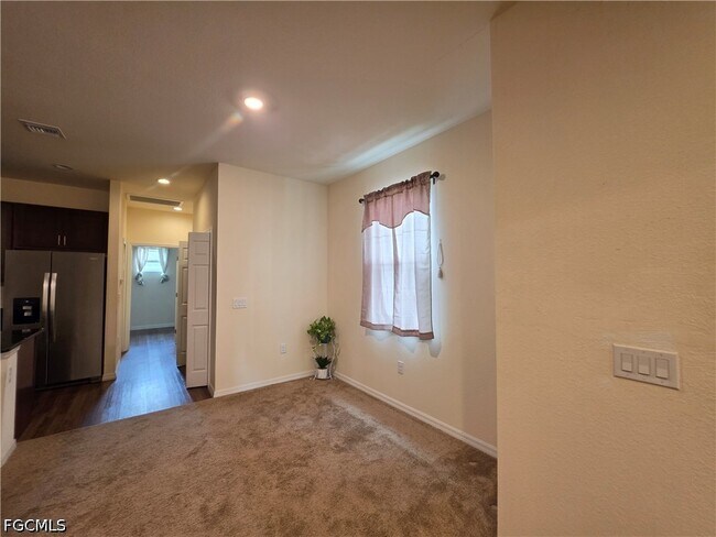 Building Photo - 6004 Pecan Cir