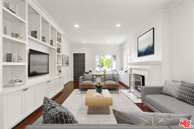 Building Photo - 2347 Parnell Ave