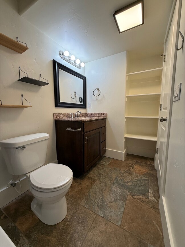 Building Photo - 1532 W 3500 N