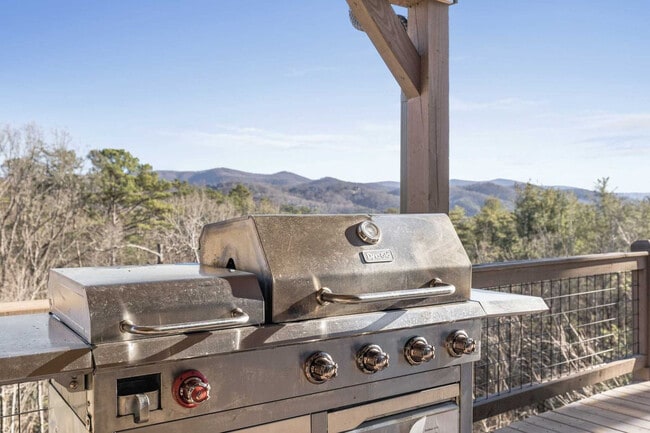 Building Photo - 554 Choctaw Ridge