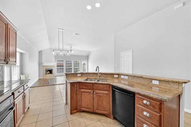 Building Photo - 2169 Hunt Club Trail