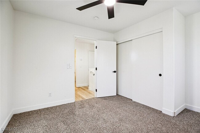 Building Photo - 6027 Riflecrest Ave