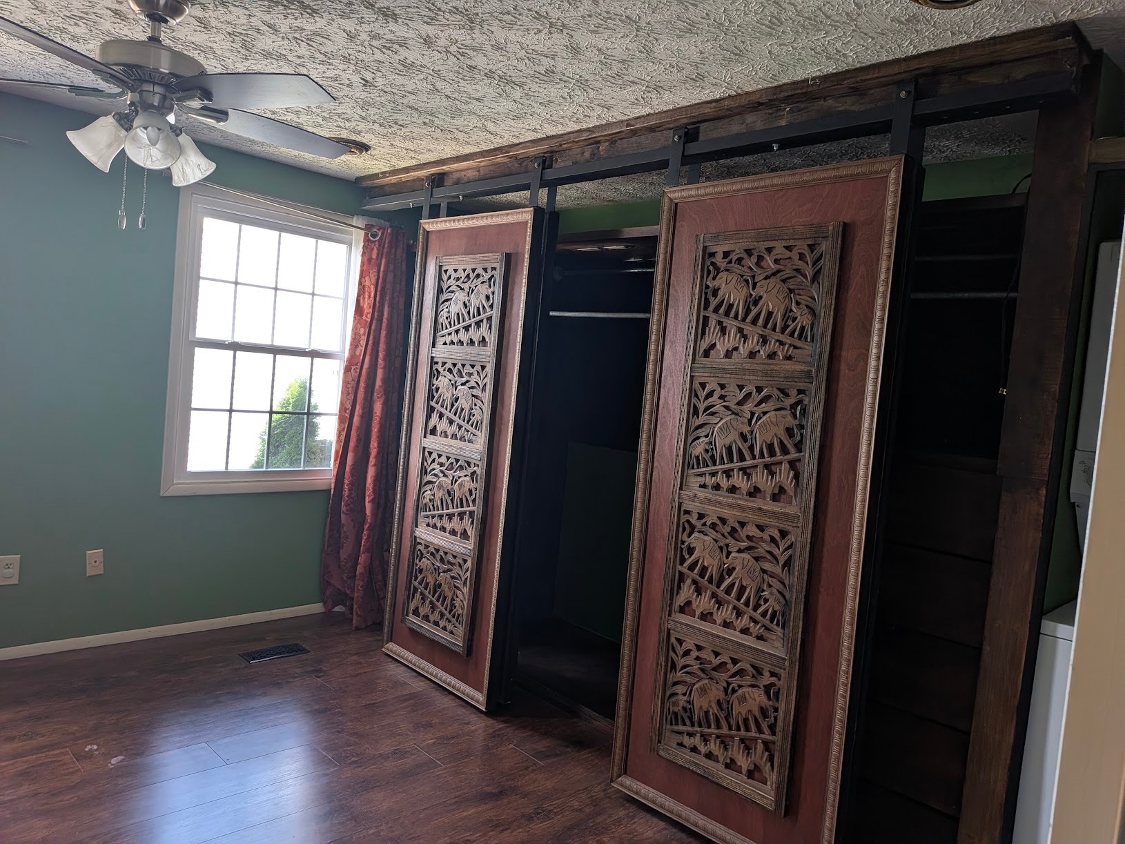 Sliding barn doors in master bedroom - 2854 S Meade St