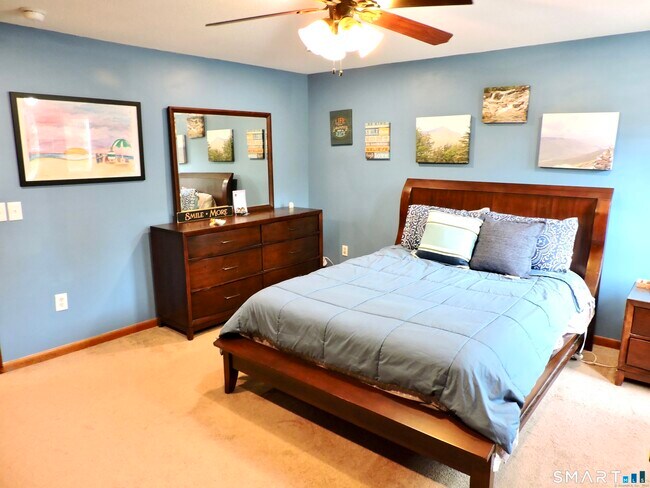 Building Photo - 2 St Marc Cir