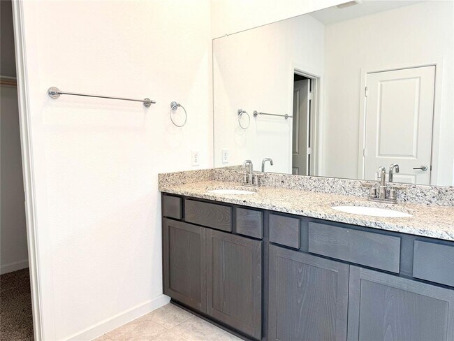 Building Photo - 21746 Heather Elm Dr