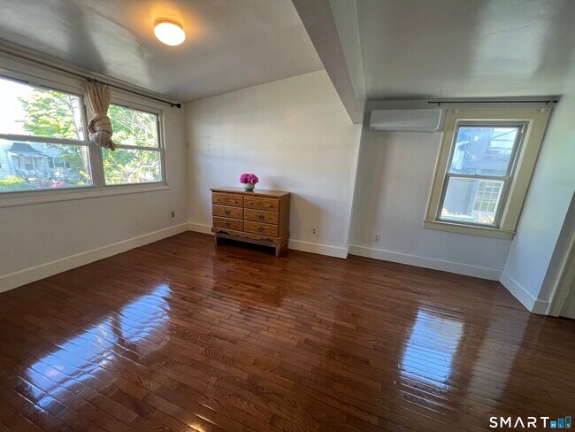 Building Photo - 74 Myano Ln