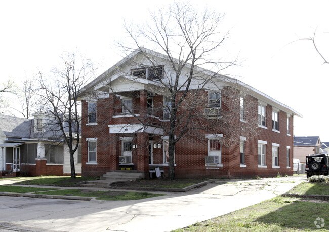 Primary Photo - Cardinal Apartments