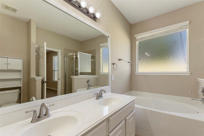 Building Photo - 11723 Cypress Creek Forest Dr