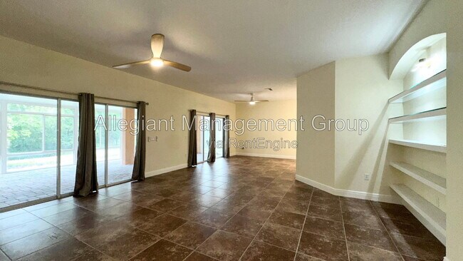 Building Photo - 1287 Glendora Rd N