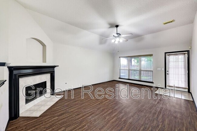 Building Photo - 11743 Berkway Trail