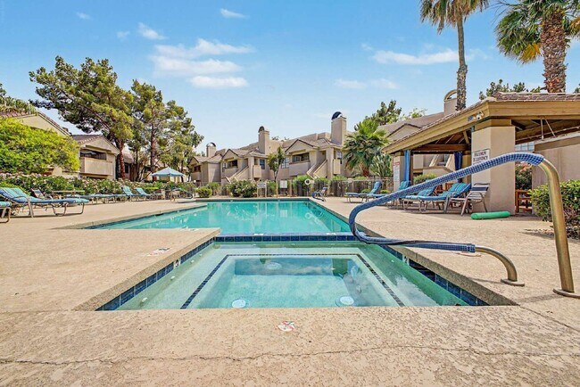 Building Photo - 6885 E Cochise Rd