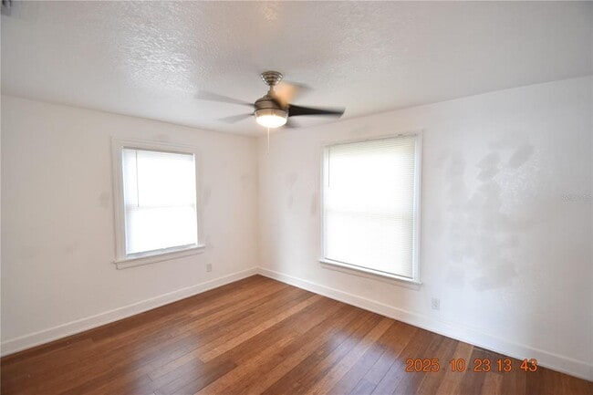 Building Photo - 4520 Burlington Ave N