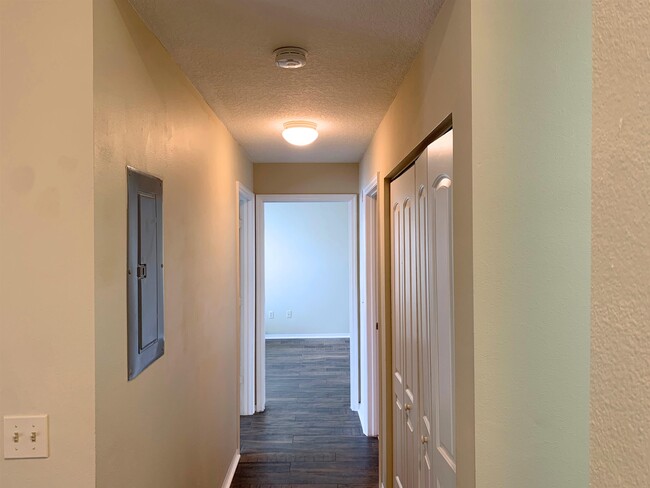 Building Photo - 19207 Harbour Vista Cir