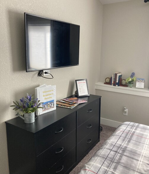 Building Photo - 4027 W 44th Ave