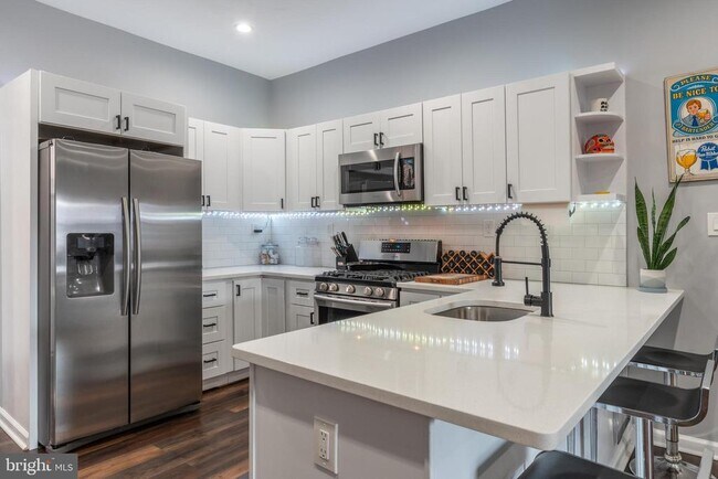 Building Photo - 1619 N Corlies St