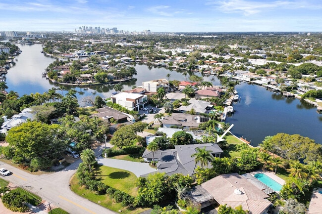 Building Photo - 2425 Fryer Point