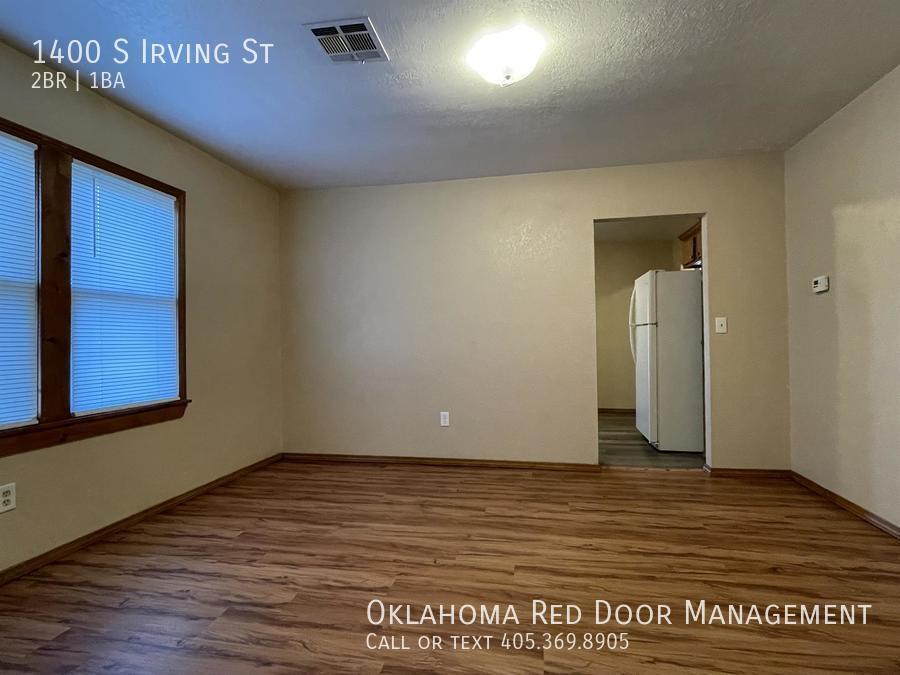 Building Photo - 1400 S Irving St