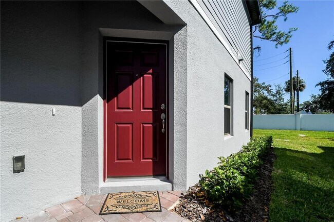 Building Photo - 310 Cedar Bark Ln