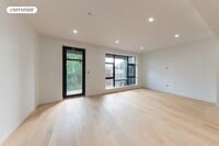 Building Photo - 130 Diamond St